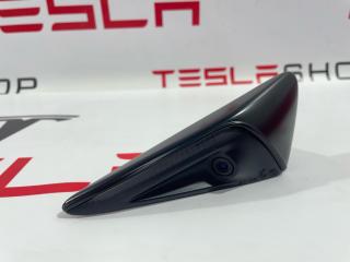 повторитель поворотов Tesla Model 3 1 поколение 2021, 1495865-20-D