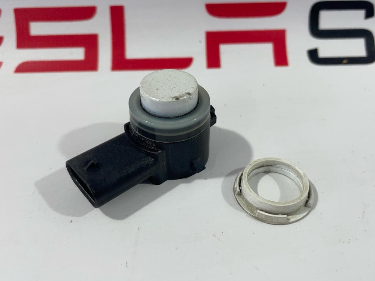 датчик парктроника Tesla Model 3 1 поколение 2019, 1127503-11-C - фото №1