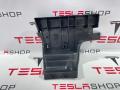 Кронштейн крепления обшивки багажника Tesla Model 3 1 поколение 2019, 1470967-00-B, 1479703-00-A - фото №4