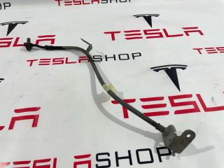 шланг тормозной Tesla Model 3 1 поколение 2019, 1044722-00-D