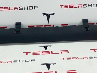 Накладка порога рокерной панели Tesla Model 3 1 поколение 2021, 1089829-00-D, 1089831-00-D