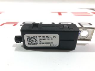 Антенна усилитель AM/FM Tesla Model X 1 поколение [рестайлинг] 2022, 1551330-00-B