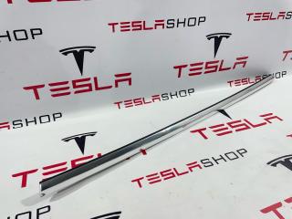 молдинг двери задней правой Tesla Model 3 1 поколение 2019, 1080748-00-I