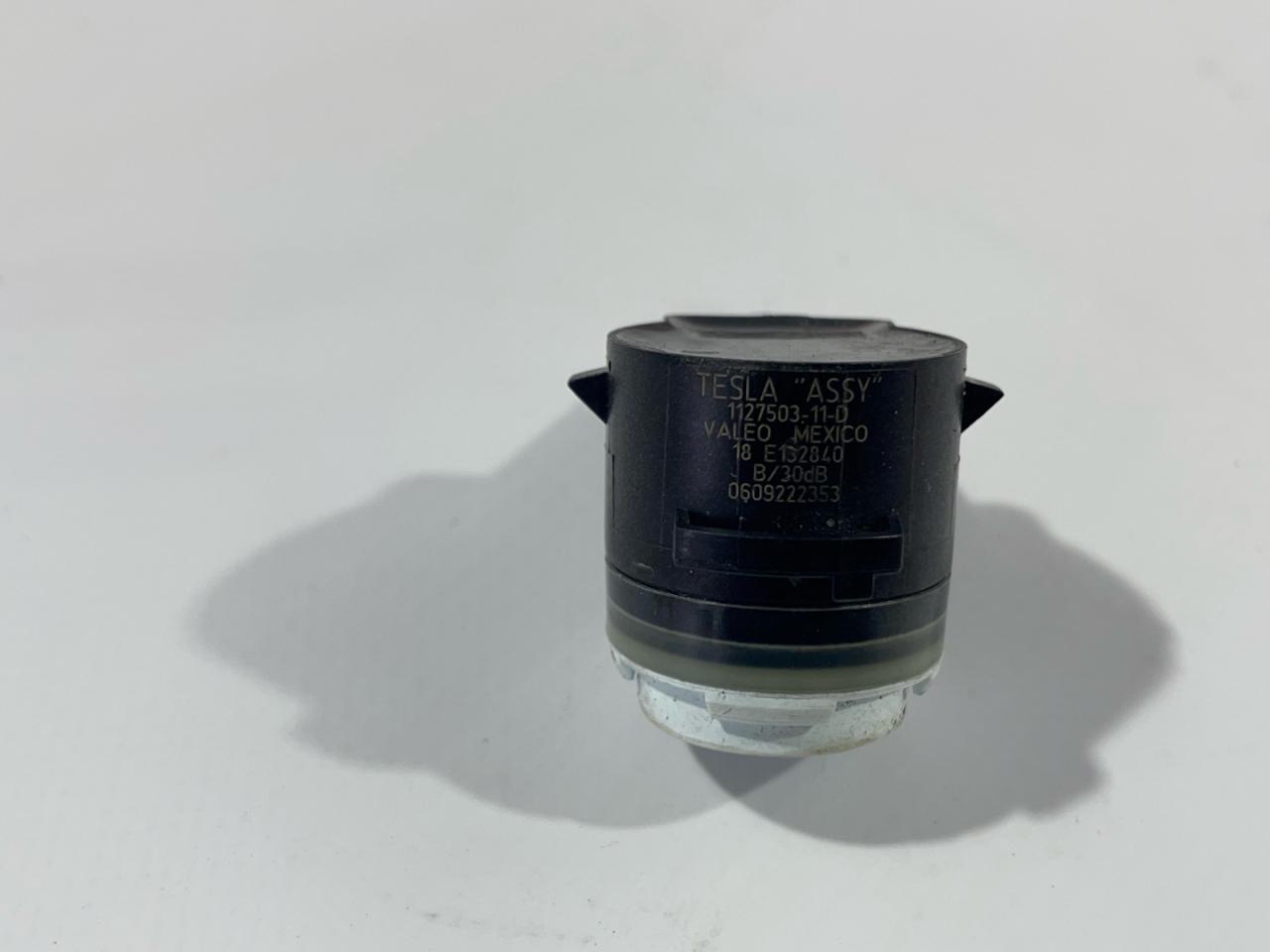 датчик парктроника Tesla Model 3 1 поколение 2019, 1127503-11-D - фото №1
