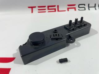 Блок регулировки положения водительского сиденья Tesla Model 3 1 поколение 2019, 1098529-00-F