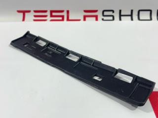 крепление бампера Geely Binyue 1 поколение [2-й рестайлинг] 2025, 6608189436