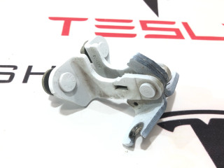 петля двери Tesla Model 3 1 поколение 2022, 1091332-00-F