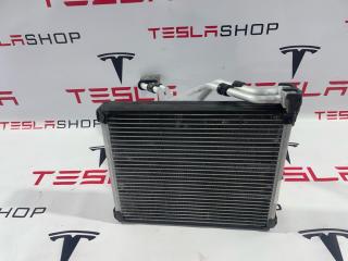 Радиатор (печки) салона кондиционера Tesla Model 3 1 поколение 2019, 1099999-00-H, 1494714-99-E