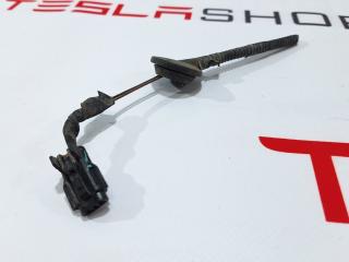 Фишка (разъем) электропроводка подкапотная Tesla Model S 1 поколение [2-й рестайлинг] (2021 - 2026), 6007379-00-B, 1004557-01-J