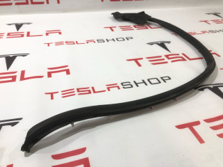 Уплотнитель задней двери Tesla Model S 1 поколение [рестайлинг] 2016, 6009595-00-D