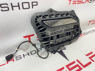 ручка наружная Tesla Model S 1 поколение 2015, 1007372-00-L