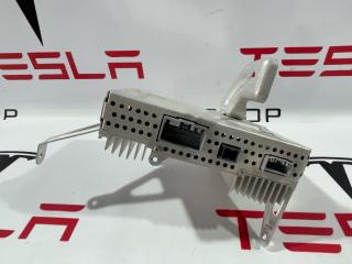 усилитель музыкальный Tesla Model 3 1 поколение 2019, 1079748-00-E