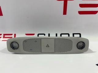 Панель освещения с микрофоном и кнопкой аварийного сигнала Tesla Model 3 1 поколение 2019, 1092573-00-K