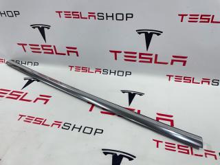молдинг двери задней левой Tesla Model 3 1 поколение 2019, 1080745-00-F