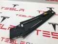 Накладка стойки B, наружная Tesla Model S 1 поколение [рестайлинг] 2016, 1092306-00-B, 1069104-00-B, 1083899-00-B - фото №4