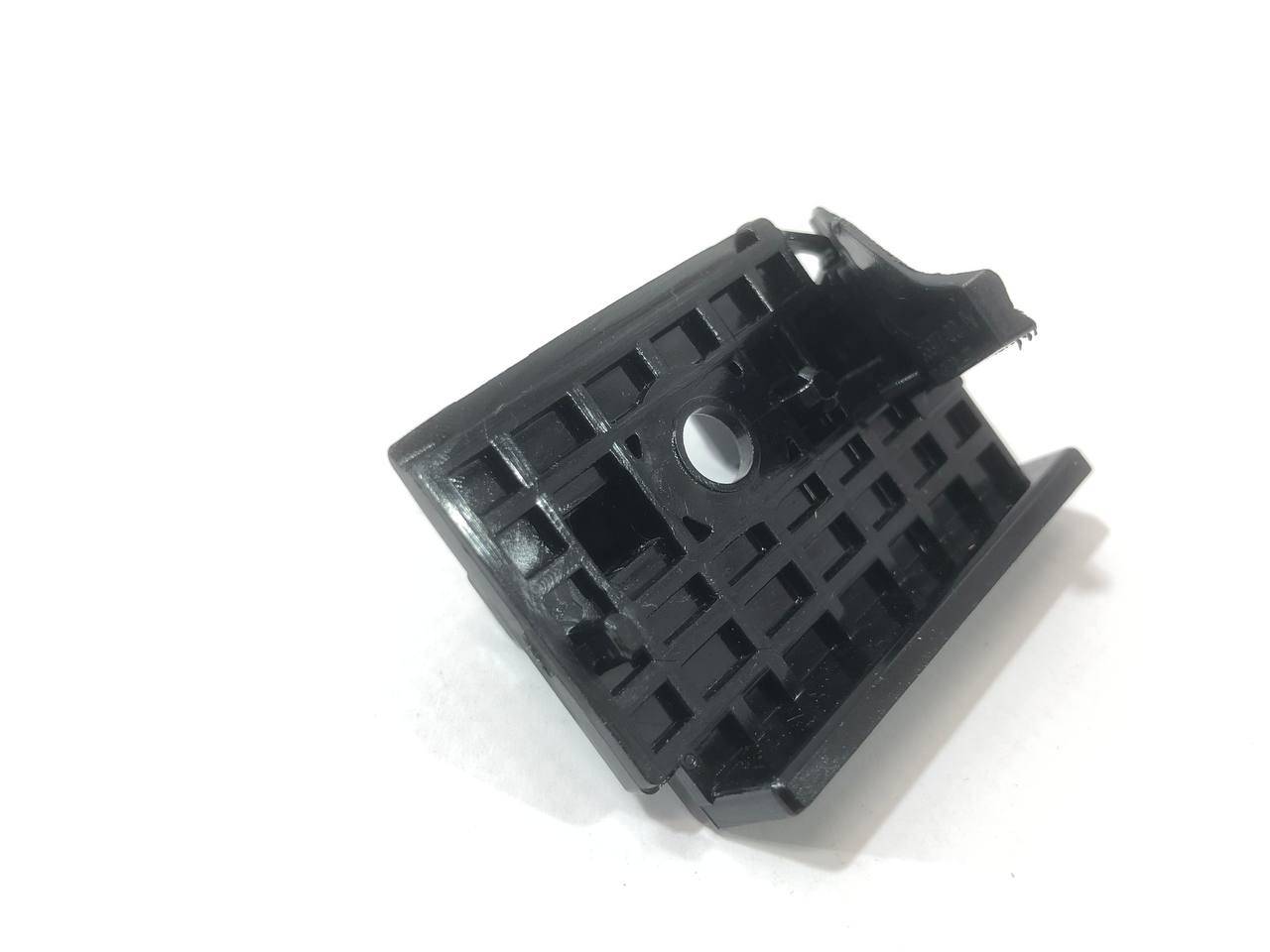 Крепление бампера переднего Tesla Model 3 1 поколение 2021, 1084171-00-F, 1135376-00-C - фото №1