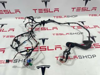 Электропроводка двери Tesla Model 3 1 поколение 2019, 1067963-00-E