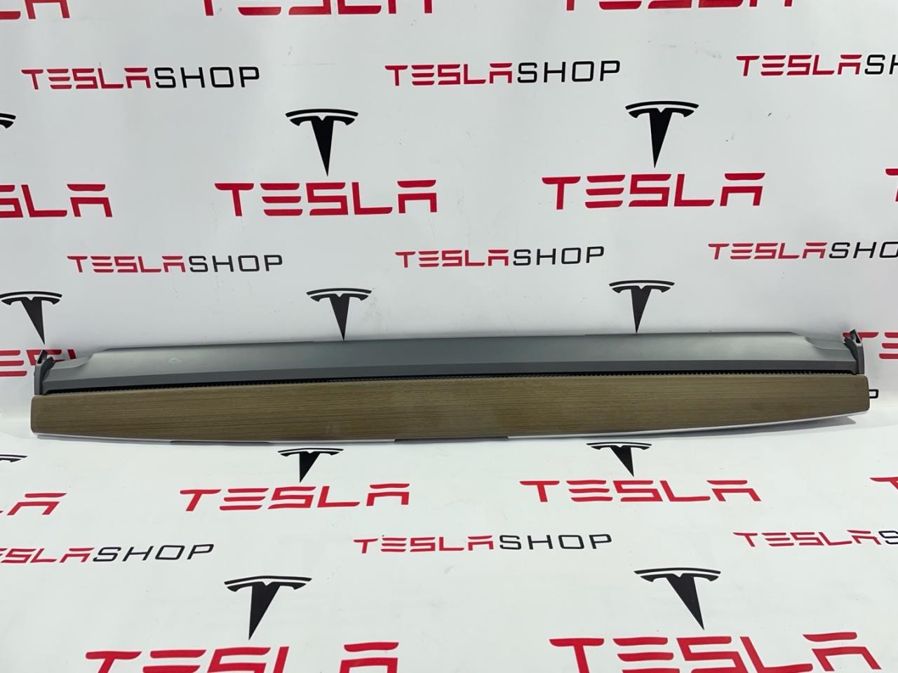 Декоративная накладка центральной панели 3, Y Tesla Model Y 1 поколение 2020, 1091225-00-F, 1619569-00-A - фото №1