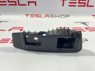 Кронштейн крепления фонаря Tesla Model 3 1 поколение 2019, 1083992-00-D