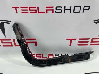 Крепление бампера заднего Tesla Model 3 1 поколение 2019, 1083989-00-I, 1083991-00-K