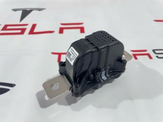 пиропатрон основной батареи Tesla Model 3 1 поколение 2019, 1064689-00-J, 1095158-00-C, 1095154-00-C