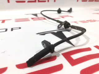 датчик ABS Tesla Model S 1 поколение [рестайлинг] 2016, 1037796-00-C, 1521548-00-A