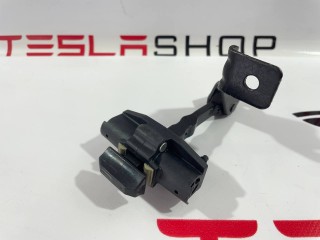 ограничитель открывания двери Tesla Model 3 1 поколение 2021, 1089507-00-D, 9507-C, 19030
