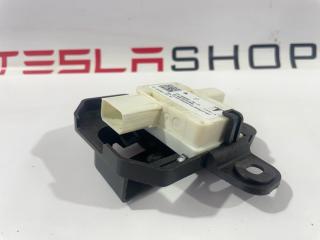 блок датчика присутствия (сиденье) Tesla Model X 1 поколение [рестайлинг] 2022, 1599693-00-C