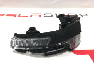 повторитель поворотов LiXiang L9 1 поколение 2024, X01-S-8202104