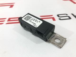 Антенна усилитель AM/FM Tesla Model X 1 поколение [рестайлинг] 2022, 1551330-00-B