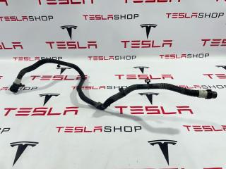 Патрубок системы охлаждения основной батареи Tesla Model 3 1 поколение 2019, 1077592-00-F