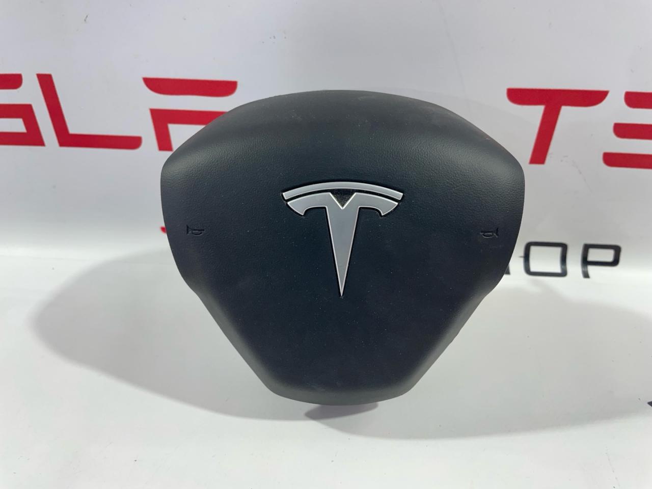 подушка безопасности водителя Tesla Model 3 1 поколение 2019, 1508347-00-B - фото №1