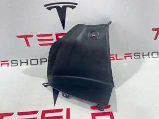 Накладка багажного проема наружная Tesla Model 3 2 поколение 2025, 1784319-00-B, 1713681-00-C
