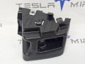 Кронштейн крепления фонаря правый Tesla Model Y 1 поколение 2025, 1932682-00, 1933681-00 - фото №2