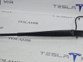 щеткодержатель (поводок стеклоочистителя, дворник) Tesla Model Y 1 поколение 2022, 1490249-00 - фото №3