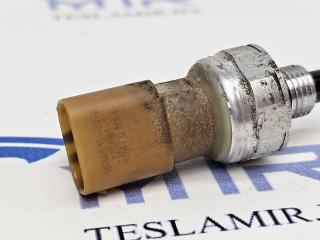 Датчик давления и температуры системы кондиционирования Tesla Model S 1 поколение [рестайлинг] 2017, 1008515-00