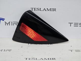 отражатель правый Tesla Model 3 2 поколение 2025, 1715105-30, 1715105-00