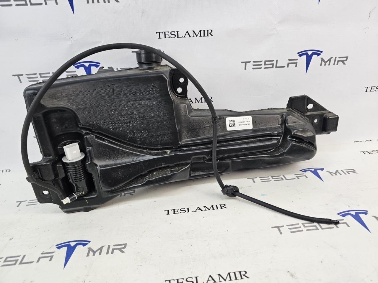 бачок омывателя Tesla Model 3 2 поколение 2025, 1807860-00-E, 1807860-00 - фото №1