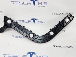 Крепление бампера заднего Tesla Model Y 1 поколение 2021, 1494043-00, 1494036-00