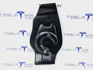 Защита накладка рычага (лодочки) правая Tesla Model Y 1 поколение 2021, 1493636-00
