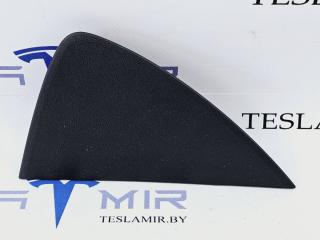 Накладка боковая торпеды левая Tesla Model 3 1 поколение 2023, 1083361-00