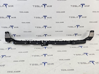 Кронштейн крепления бампера (центральный) задний Tesla Model 3 2 поколение 2024, 1757096-00