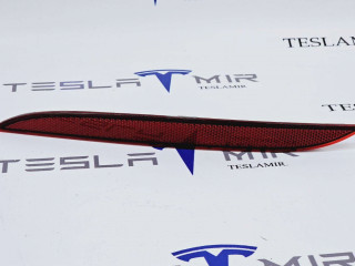 Катафот заднего бампера (отражатель) левый Tesla Model S 1 поколение [2-й рестайлинг] 2022, 1563723-00