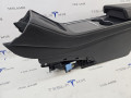консоль салона Tesla Model Y 1 поколение 2022, 1766003-00, 1766001-00, 1766001-70 - фото №3