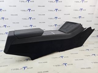 консоль салона Tesla Model 3 2 поколение 2025, 1714377-24