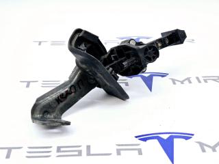 ограничитель открывания двери Tesla Model 3 1 поколение 2019, 1089507-00