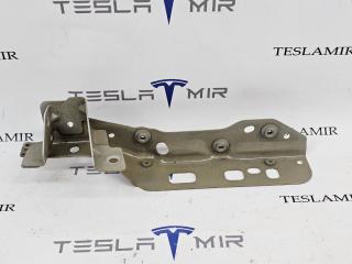 часть кузова (вырезанный элемент) Tesla Model X 1 поколение 2018, 1069422-S0
