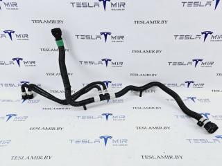Шланг системы охлаждения теплообменник (Chiller)-батарея Tesla Model 3 1 поколение 2023, 1521493-00, 1501293-00