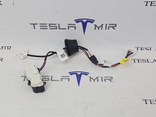 Люк порта зарядки с электроприводом в сборе Tesla Model Y 1 поколение 2025, 1900216-00, 132203300004B, 1730599-00, 1715102-10, 1900217-00, 2029538-00