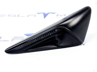 Повторитель поворота (камера крыла АП2.0/2.5/3.0/4.0) правый Tesla Model 3 1 поколение 2021, 1495865-20, 1125107-50